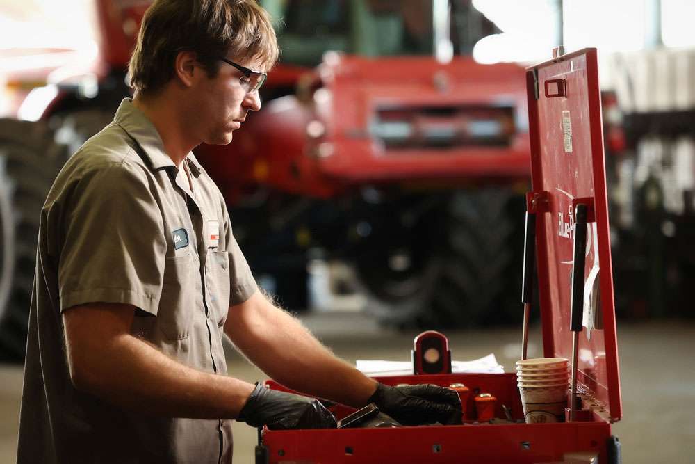 Plains Ag LLC technician working